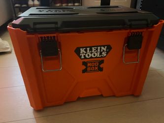 Klein mod Box  rolling tool boxW/ 3 attachments