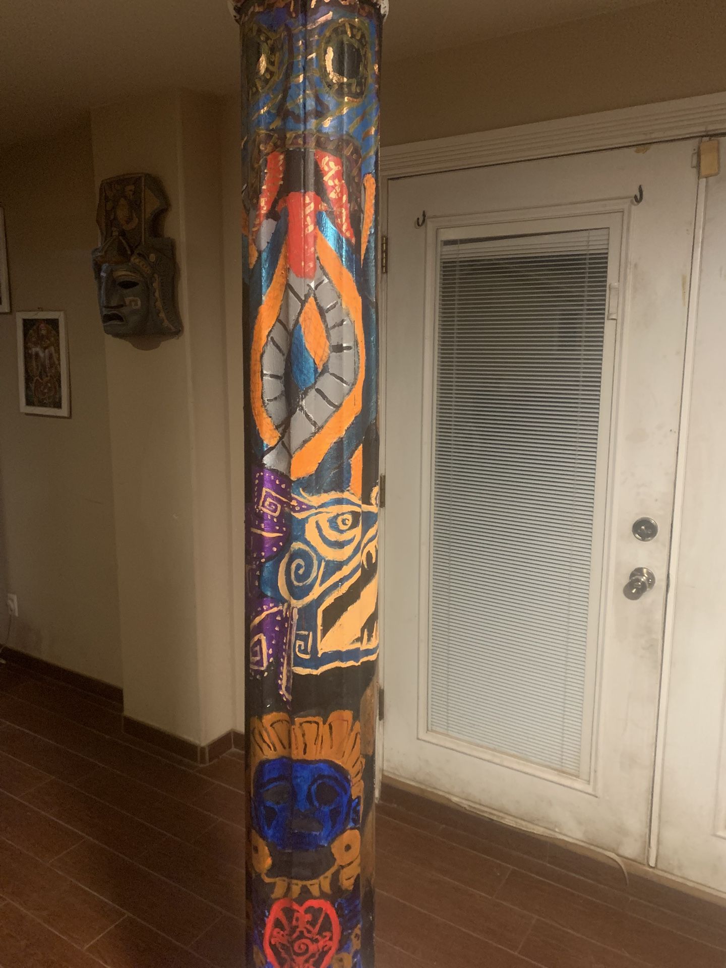 Mexicatl Art On Pillar