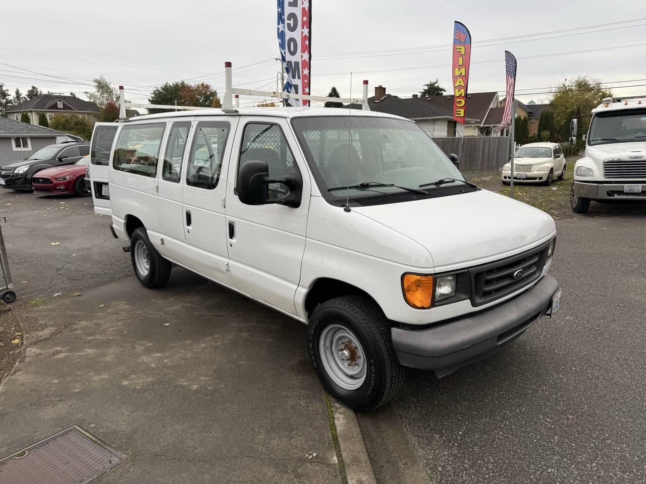 2003 Ford E-350 Super Duty