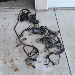 7.3 Engine And Body Harness 