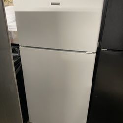 Refrigerator Working Good 