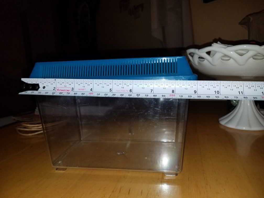 Small pet carrier, gerbils, birds, rodents
