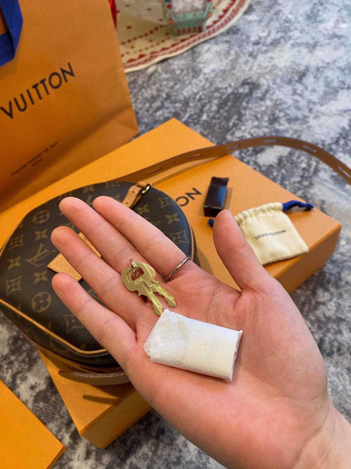 Pre Owned Louis Vuitton Bag Boite Chapeau Soupel PM for Sale in Burbank, CA  - OfferUp