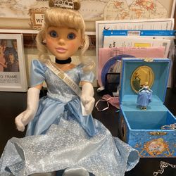 New Disney Cruise Collection Doll With Music Jewelry Box And Accessories 