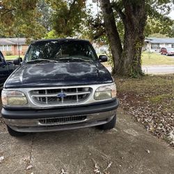 1996 Ford Explorer