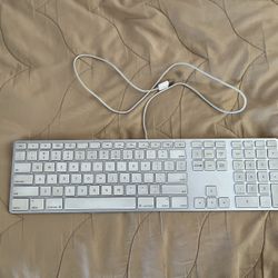 Apple Keyboard with Keypad