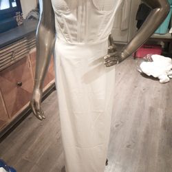 White Fitted Satin Dress size S