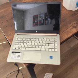 Hp Laptop (14-dq0xxx)  Touchscreen