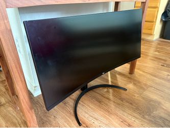 LG curved monitor