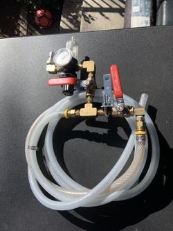 Filter Regulator/ 2 valves/ and tubes (negotiable) ‼️