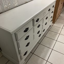 🥰SOLID WOOD DRESSERS AND CHESTS IN WHITE COLOR  $199 EACH🥰