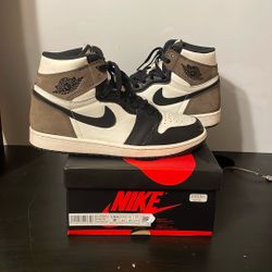 Jordan 1 Mocha 