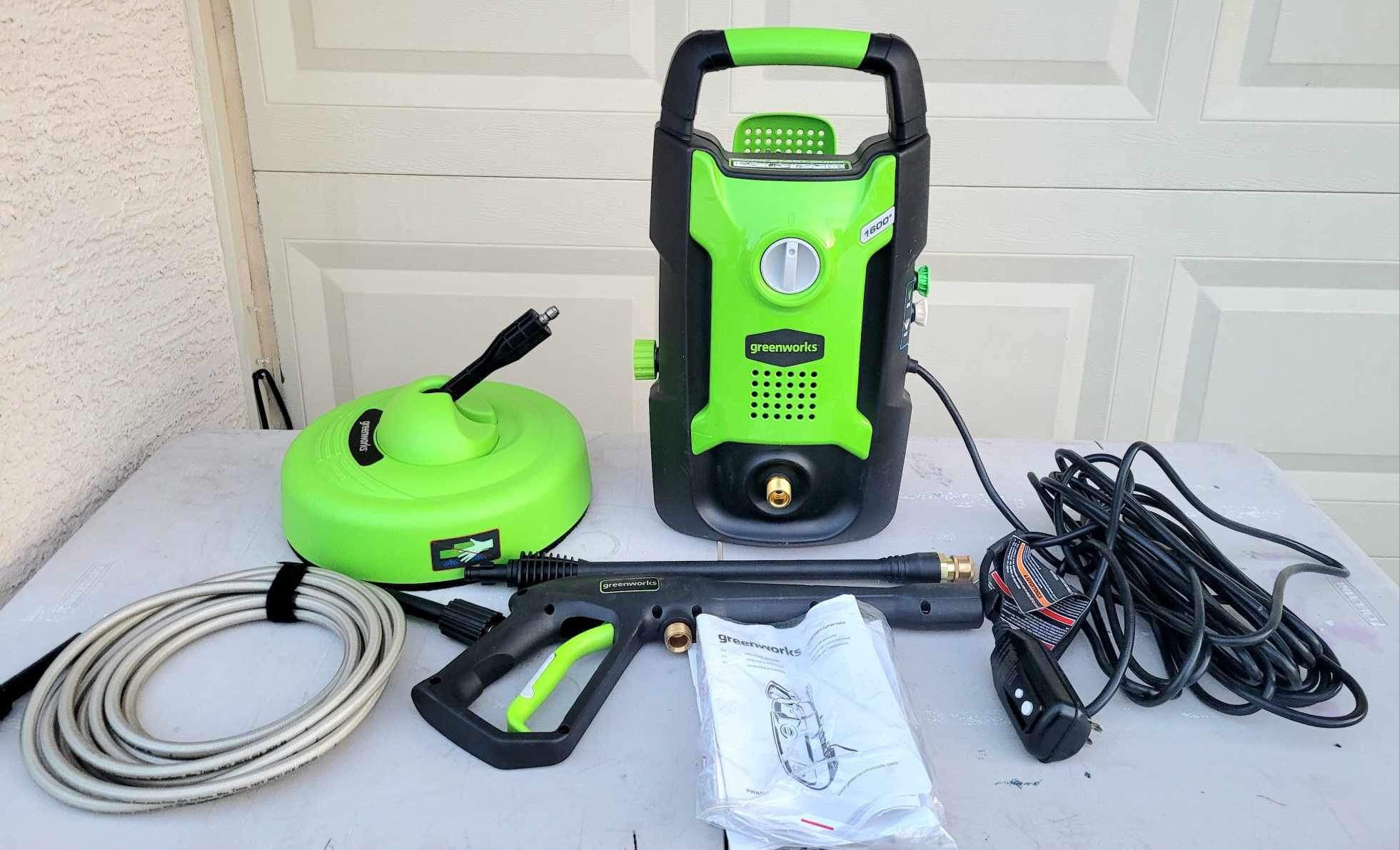 Pressure Washer With Surface Cleaner - GreenWorks 1600PSI Kit With 11inch Driveway/Surface Cleaner - North Glendale