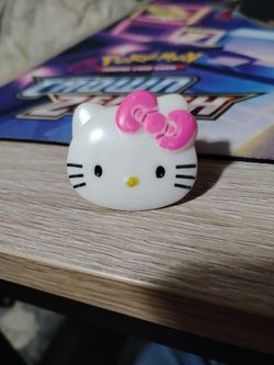 2004 hello kitty bakery crafts cupcake topper ring