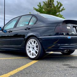 2001 BMW 325i