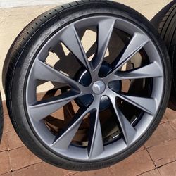 Tesla Model S Twin Turbine 21” Wheel