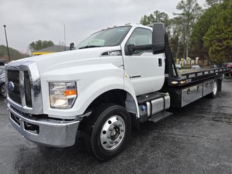 2025 Ford F-650 Diesel