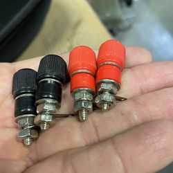 Audio connectors for wire connection on amplifiers or speakers 4 pc new  