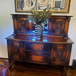 Gothic English Sideboard Buffet with Mirror and Barley Twist Design