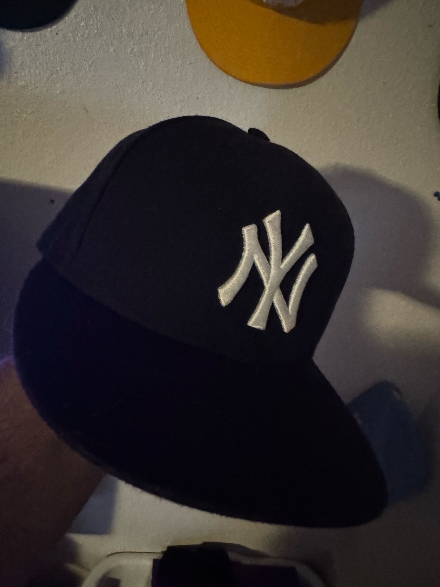 Fitted hat