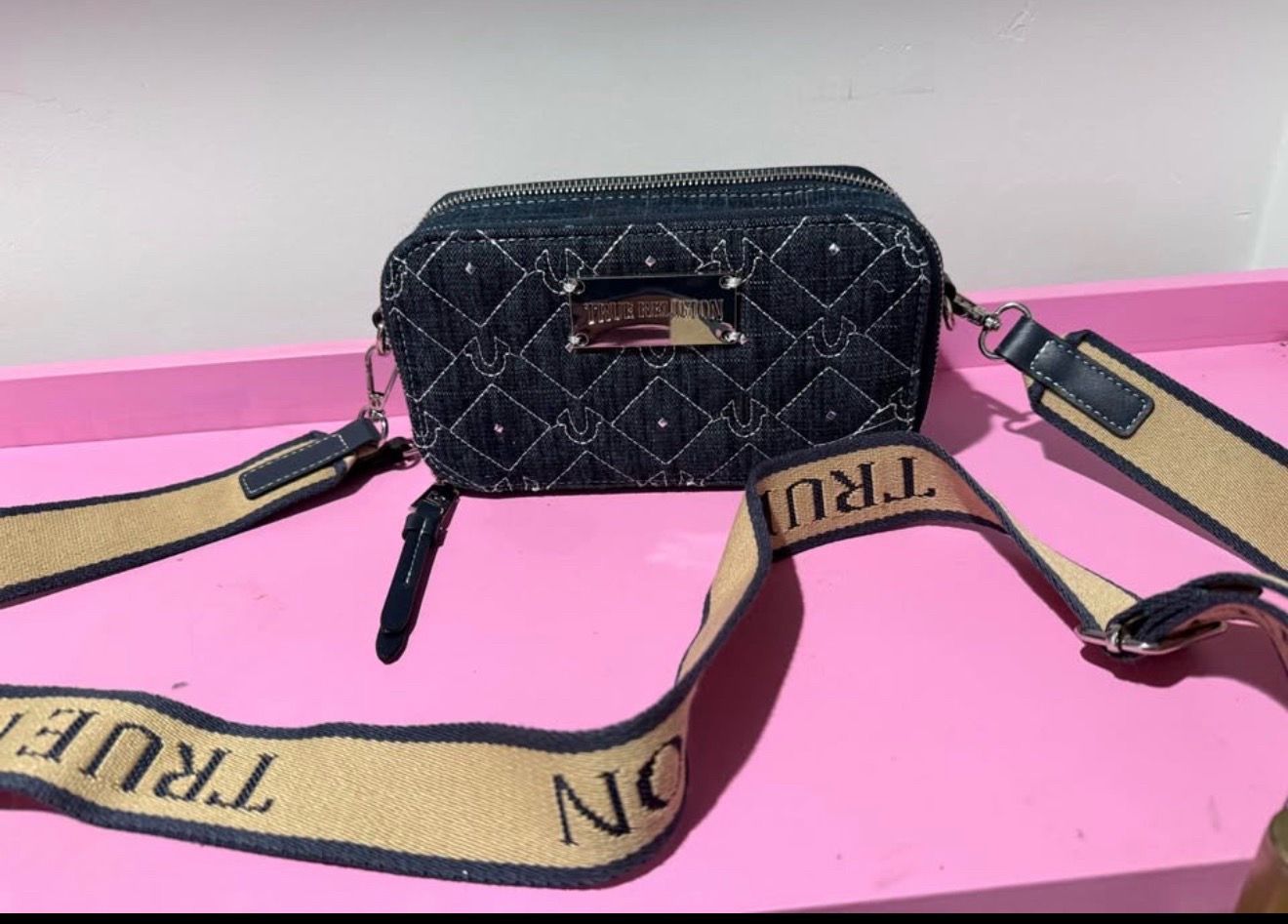 True religion crossbody bag