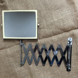 VTG- Extending Shaving Mirror 