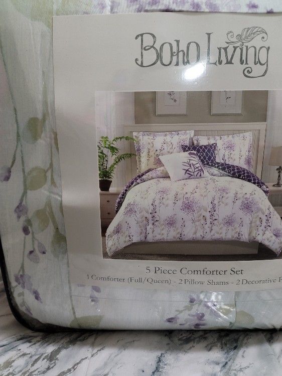 NEW QUEEN COMFORTER SET