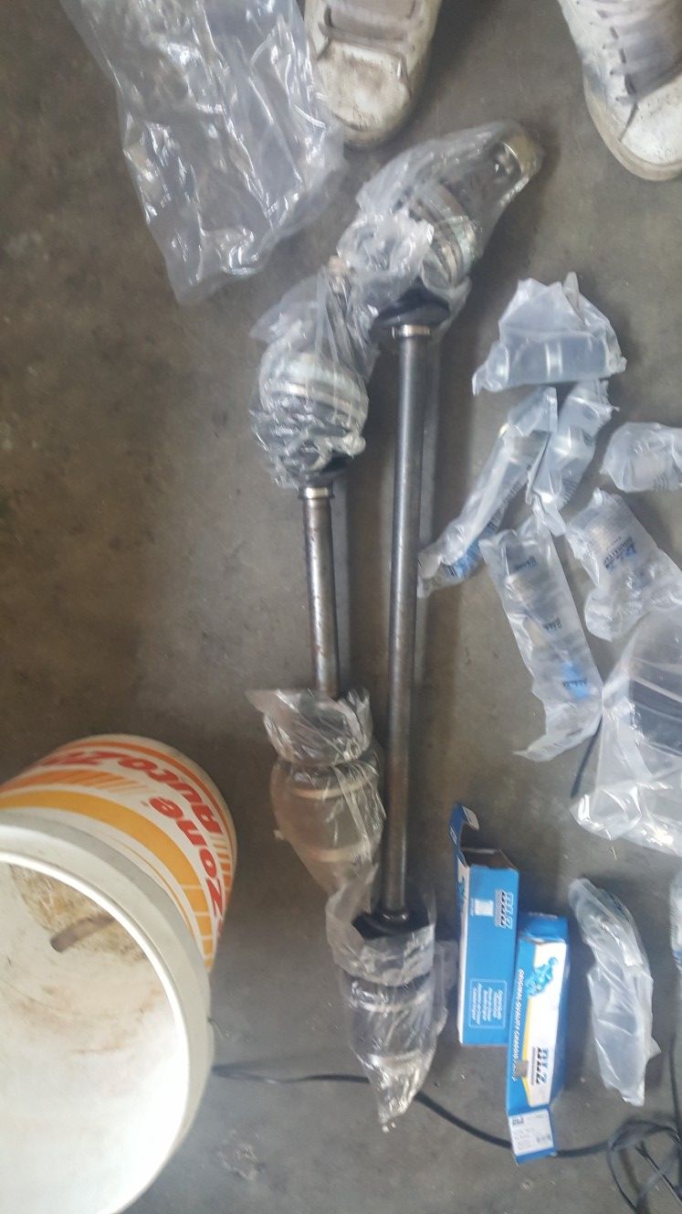 95 Honda Accord CV axles struts ball joints tie rod ends sway bar links