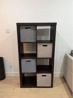 8 cubbies storage with bins