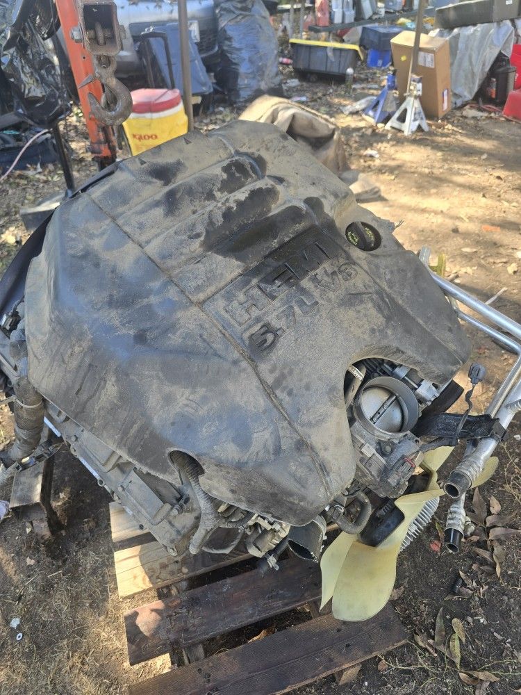 2017 5.7 Engine From Truck