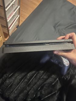 Ps4 slim