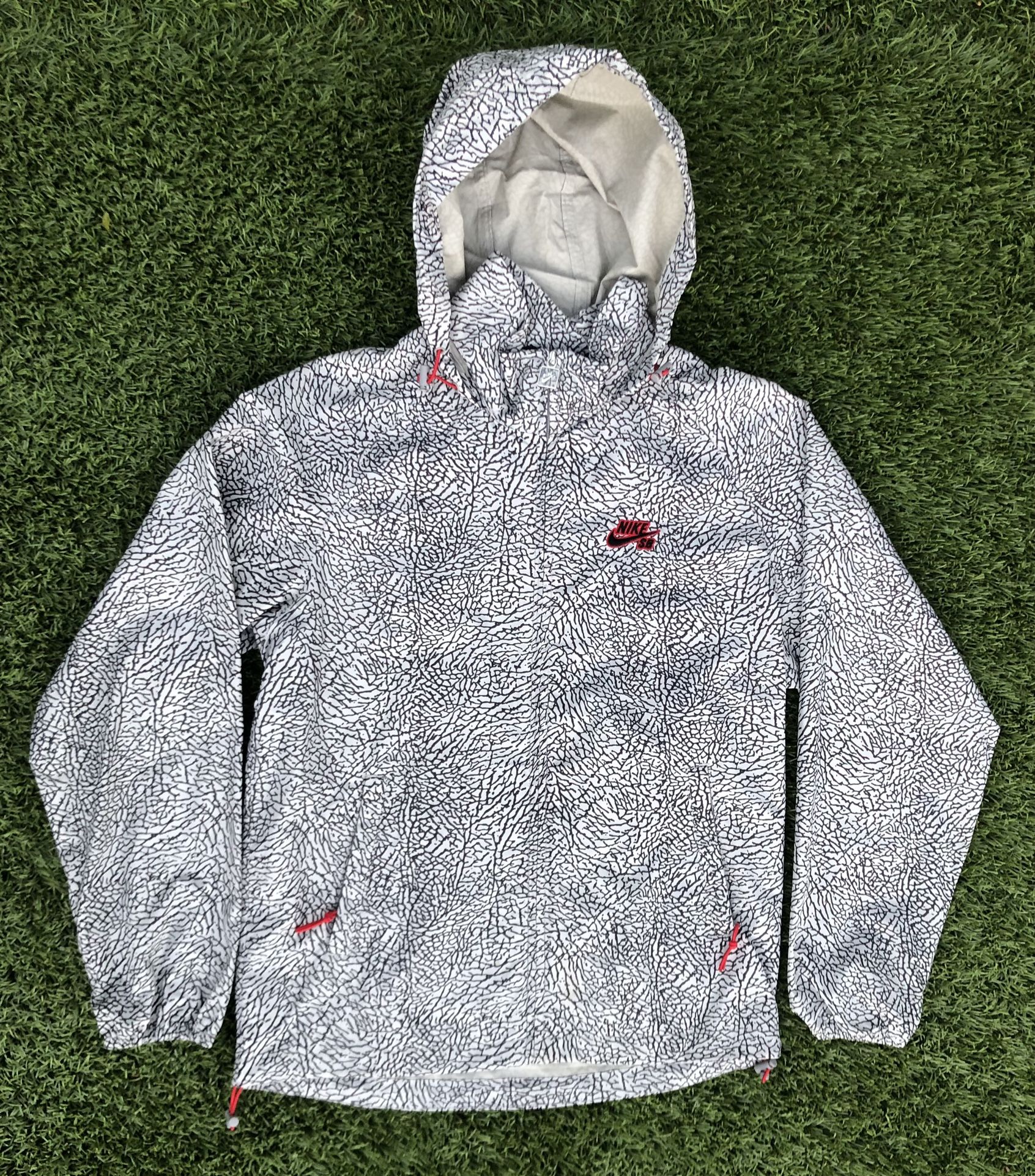 Brand New Nike Sb Cement Elephant Print Windbreaker 2007 Sz Small Men’s * Dunk Force Jordan