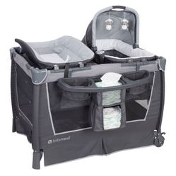 Baby Trend Playpen / Sleeper