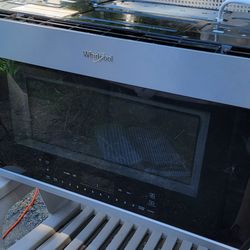 Whirlpool Smart Microwave AS-IS parts or repair