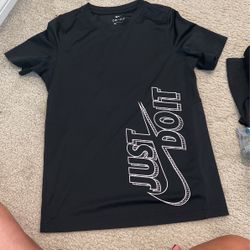 Nike T-shirt