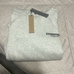 Size large ESSENTIAL hoodie