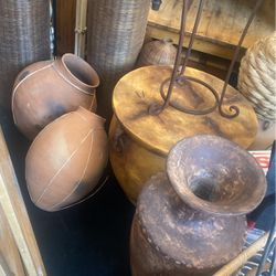 Clay Decorative Pots 