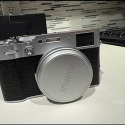 Fujifilm X100VI Digital Camera 