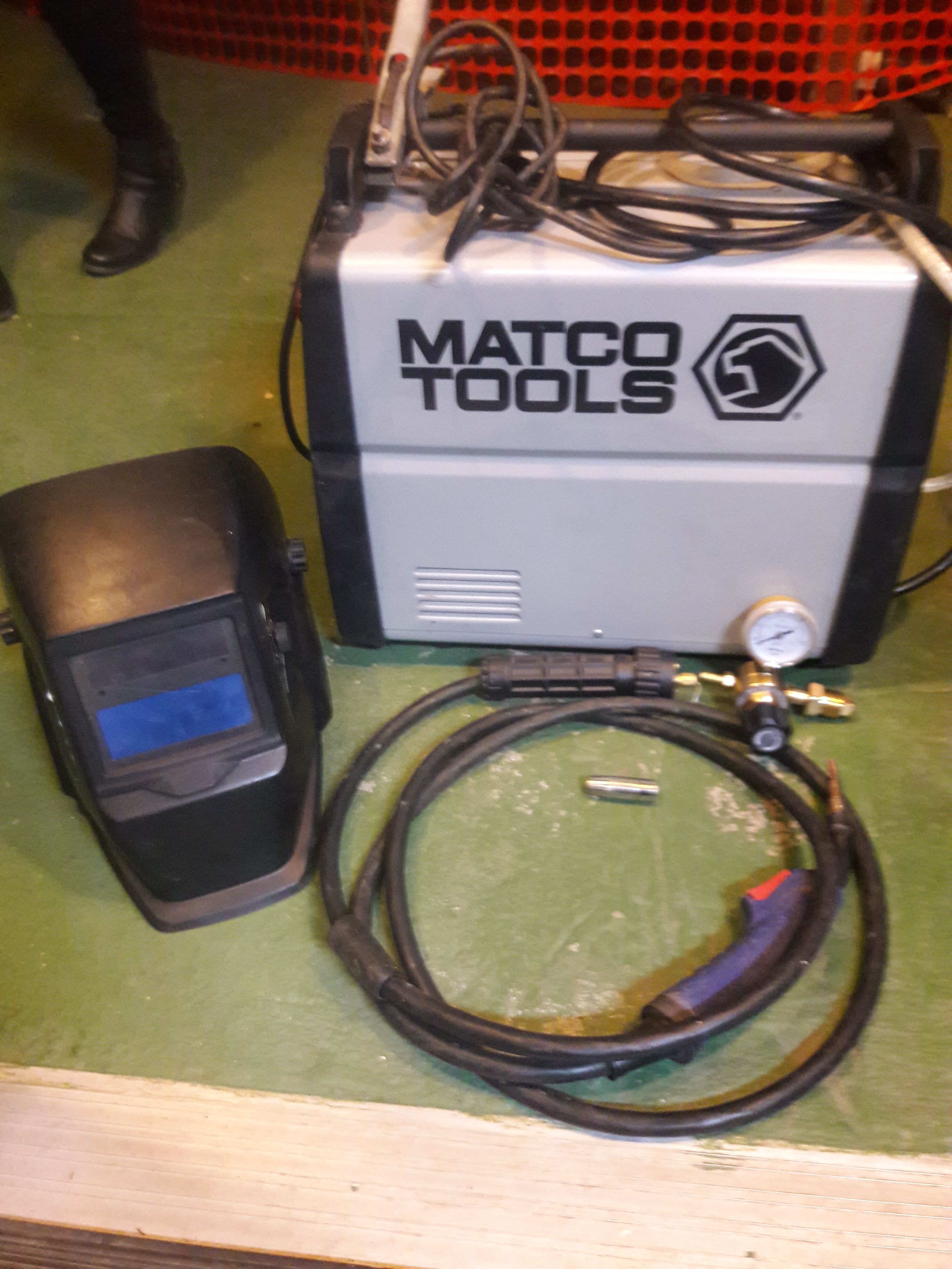MATCO TOOLS 180 AMP PORT 170 MIG WELDER (T23057)