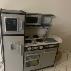 Kids Kitchen