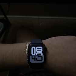 40mm Apple Watch 