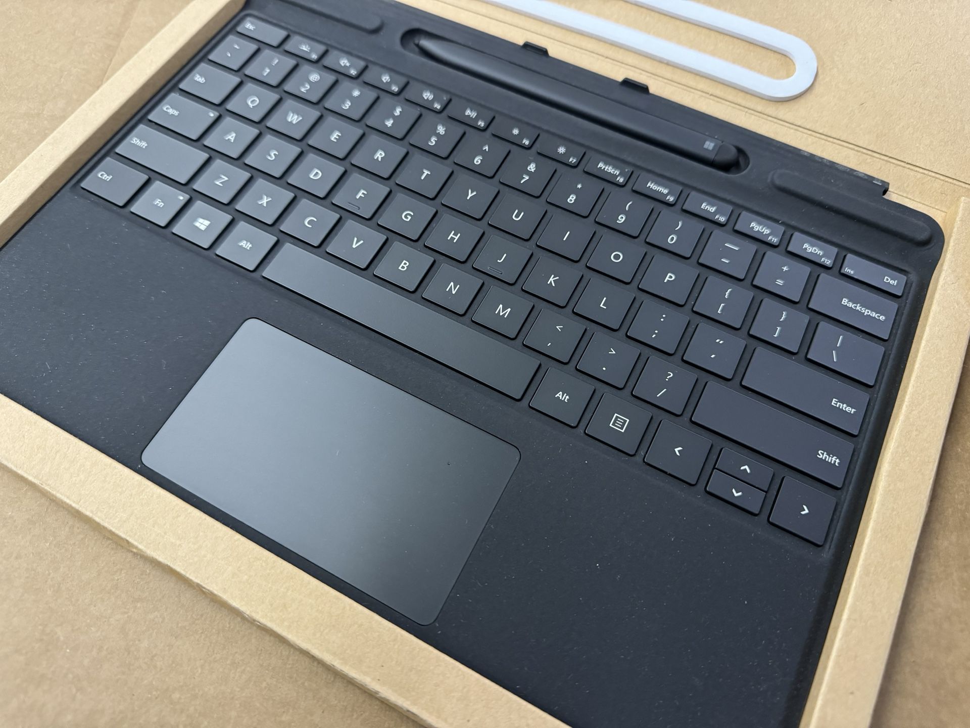 Microsoft Surface Pro X Signature Keyboard with Slim Pen