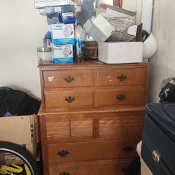 Vintage Dresser w/mirror