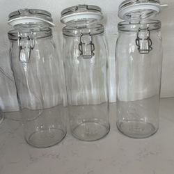5 Glass Storage Containers $3