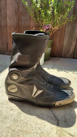 Dainese Axial Pro Boots Size 44