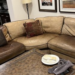 Leather couch 5 pieces for pick up