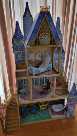 Disney Princess Cinderella Royal Dream Dollhouse