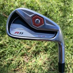Taylormade R11 4 Iron  R Flex