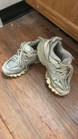 OFF-WHITE BALENCIAGA’S
