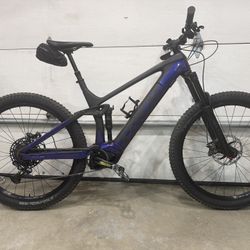 TREK Rail 7 e-MTB Full Suspension